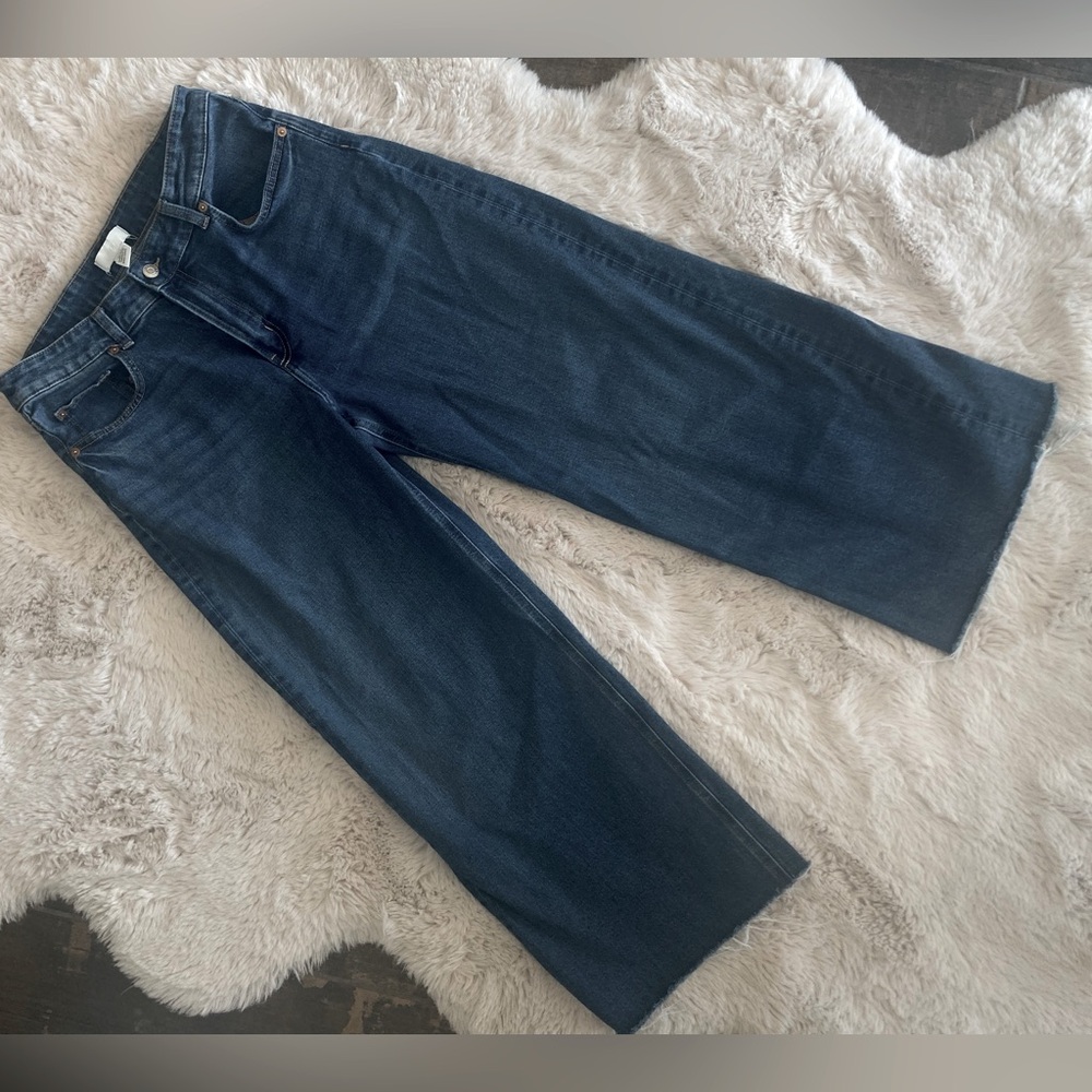 H&M Wide Leg Cut-Off Jean